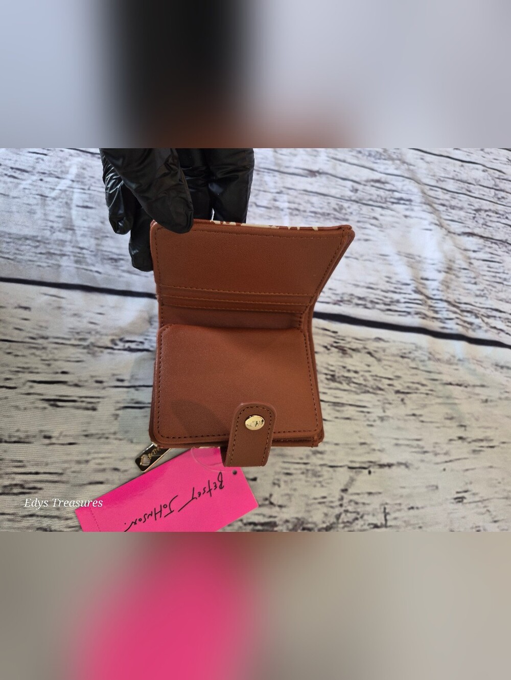 Betsey Johnson Cow Print Compact Bifold Wallet Brown Cream NWT - Picture 6 of 8